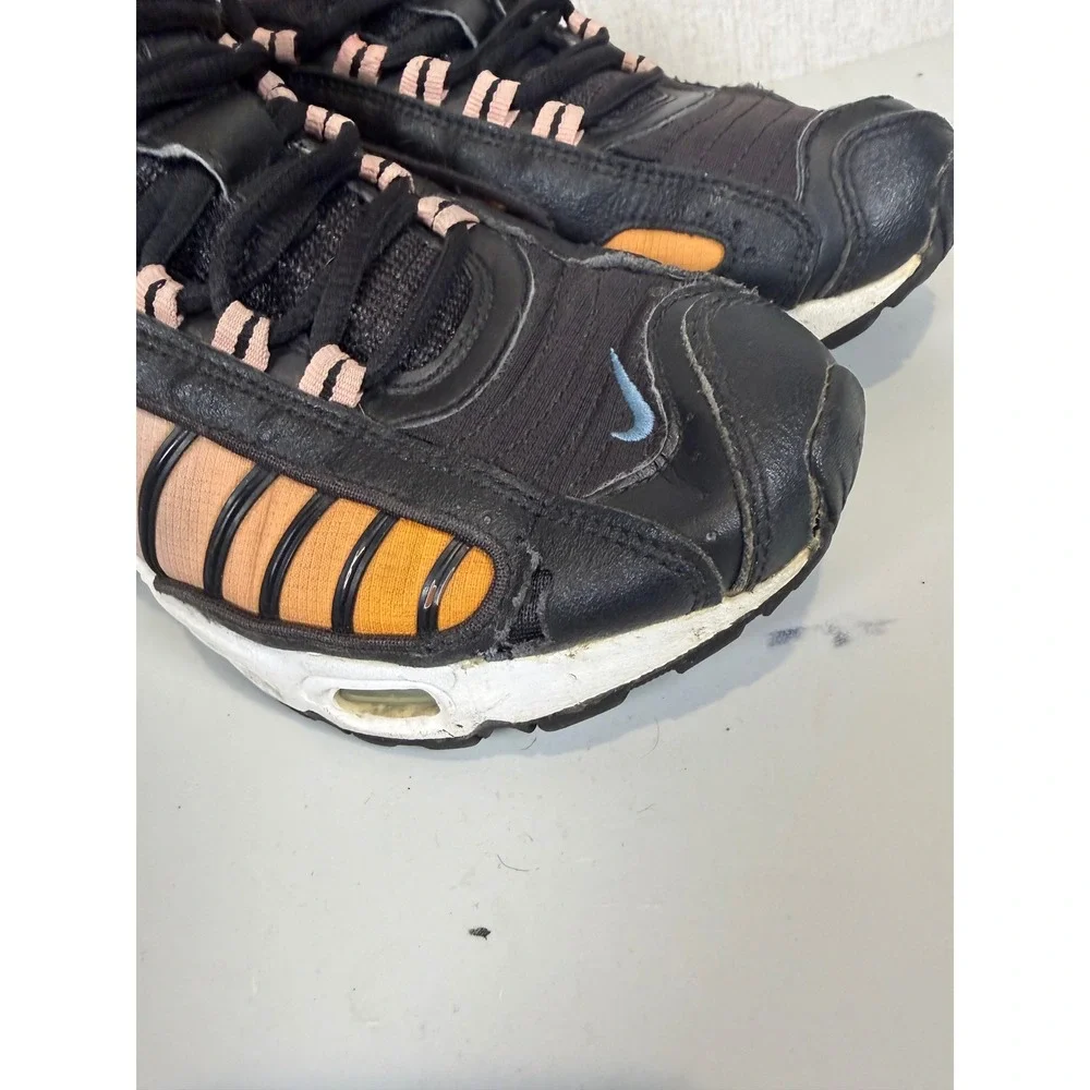 Nike‎ Air Max Tailwind 4 Black Coral Stardust Sneakers Women's Size 8